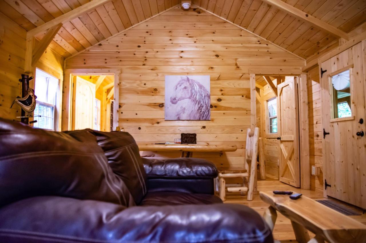 Avenwood Cabins ローガン エクステリア 写真