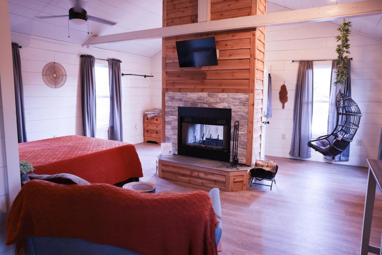 Avenwood Cabins ローガン エクステリア 写真